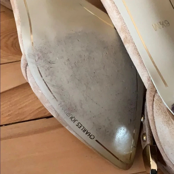 Charles
Jourdan camel suede ankle strap pumps - Picture 8 of 12